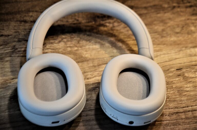 Vier Mikrofone sorgen für ein NC der Extraklasse