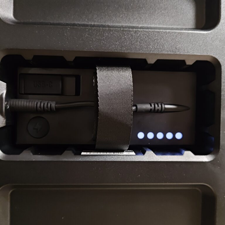 SOUNDBOKS Rider Akku mit USB-C-Ladeanschluss
